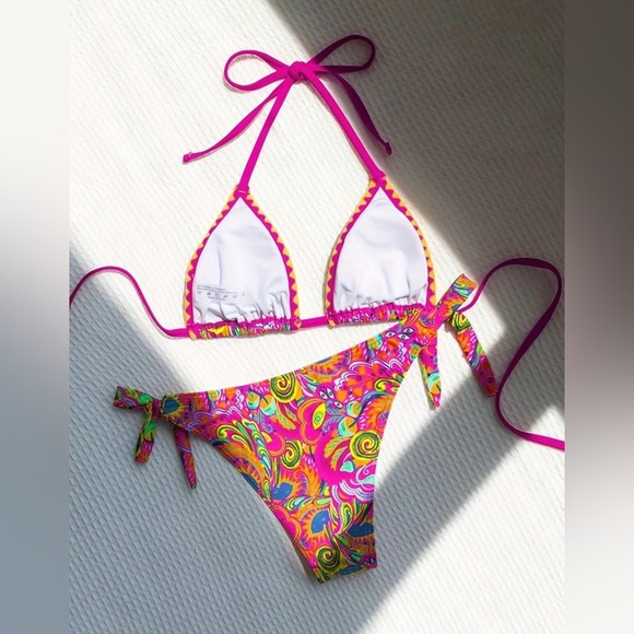 Vibrant Multicolor Bikini Set - Picture 5 of 10